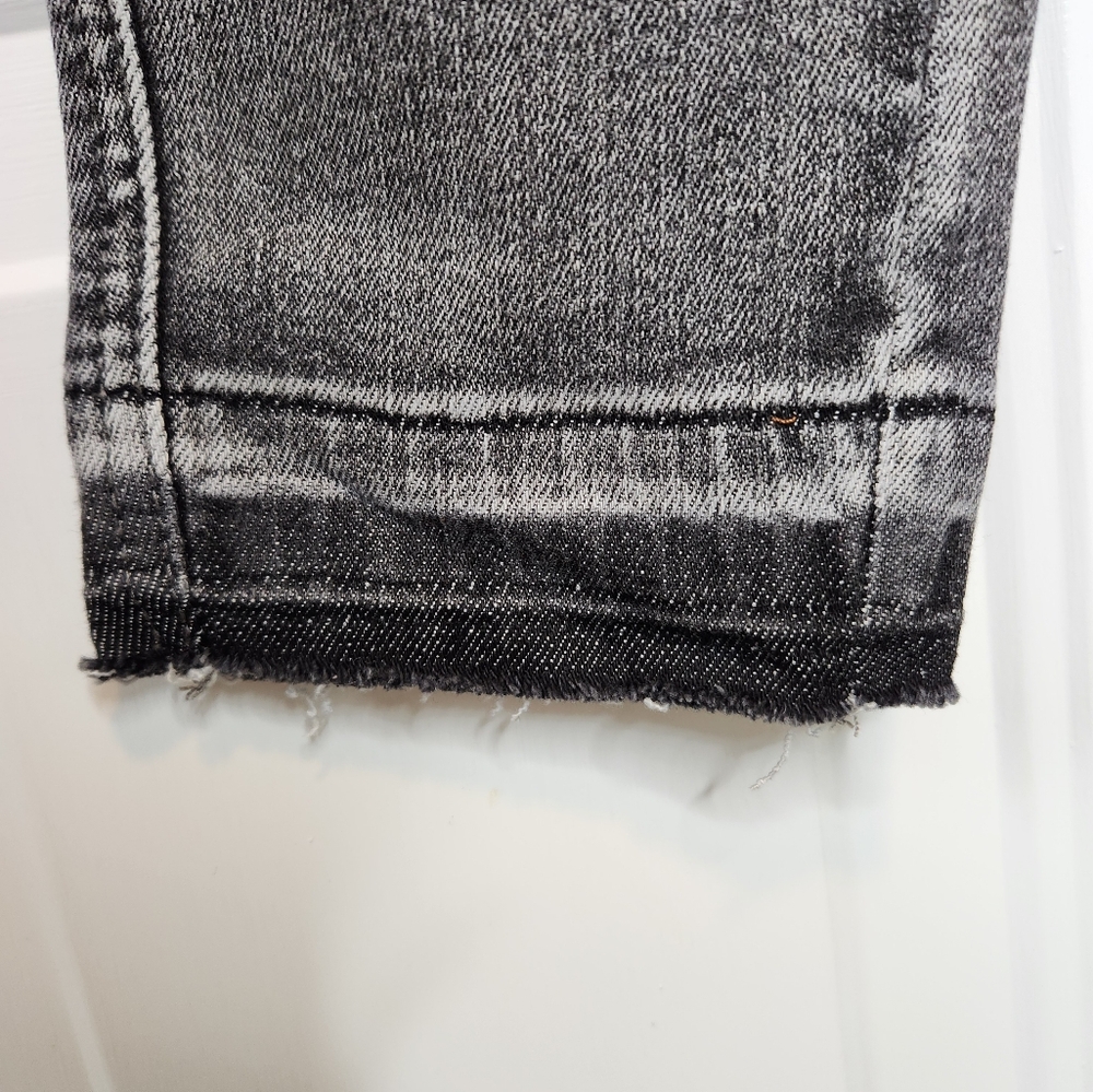 NEW Judy Blue Skinny Fit Raw Hem Charcoal Gray Jeans Size 3/26 - Picture 3 of 11